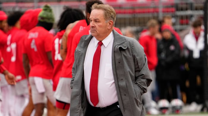 Ohio State offensive coordinator Kevin Wilson walks across the field prior to a game against Indiana.
